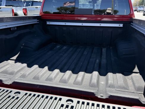 Used 2023 Nissan Frontier SV w/ SV Convenience Package image 31