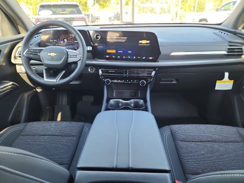 New 2026 Chevrolet Traverse LT w/ Driver Confidence Package image 10