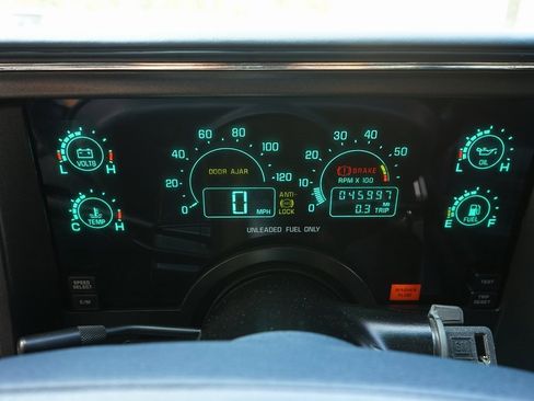 Used 1990 Buick Reatta Convertible image 13