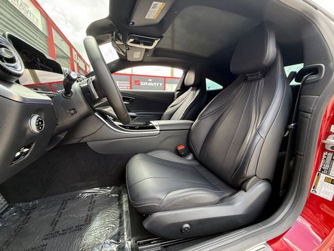 Used 2024 Mercedes-Benz CLE 300 4MATIC Coupe image 16