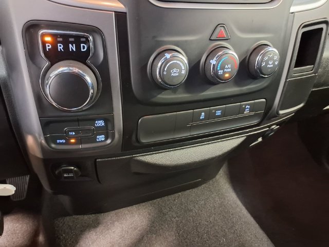 Used 2022 RAM 1500 Warlock AWD/4WD image 14