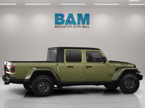 New 2025 Jeep Gladiator Willys image 14