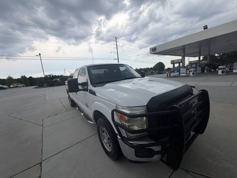 Used 2012 Ford F250 XL w/ PWR Equipment Group RWD image 19