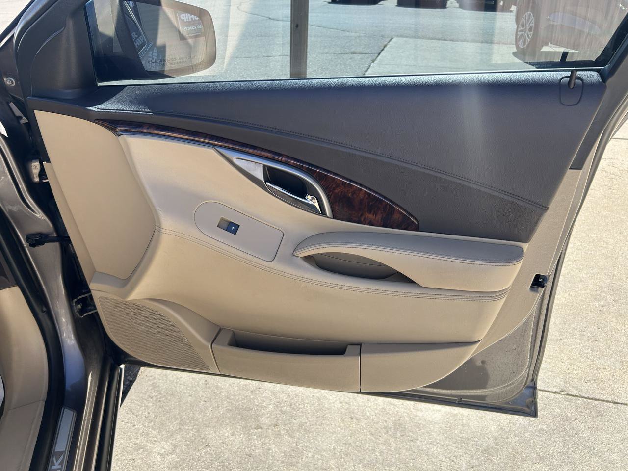 Used 2012 Buick LaCrosse Premium FWD image 16