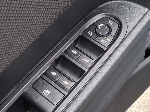 Used 2026 MINI Cooper 4-Door Hardtop FWD image 24