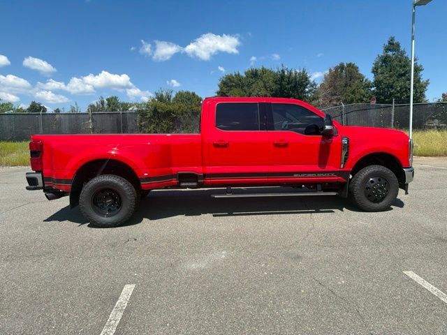 Used 2026 Ford F350 Lariat w/ Lariat Ultimate Package AWD/4WD image 2