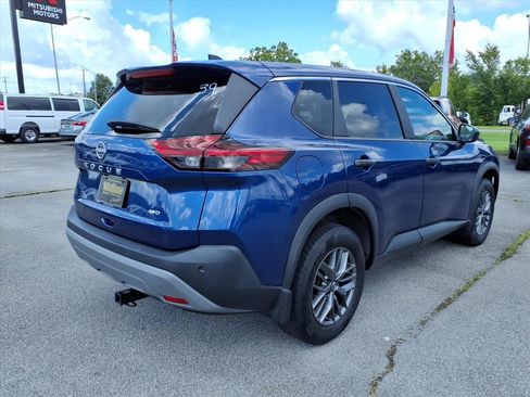 Used 2023 Nissan Rogue S AWD/4WD image 5