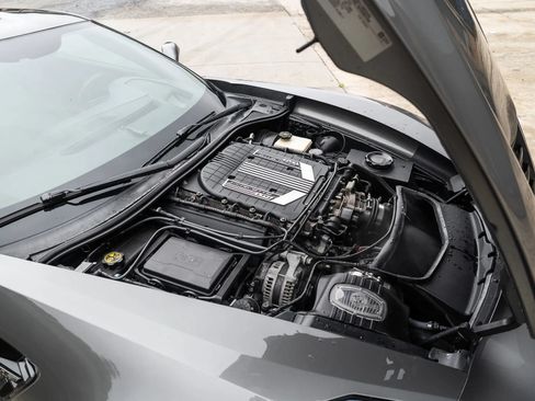Used 2016 Chevrolet Corvette Z06 w/ 3LZ Preferred Equipment Group RWD image 18