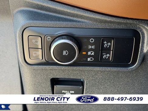 Used 2024 Ford Bronco Outer Banks AWD/4WD image 19