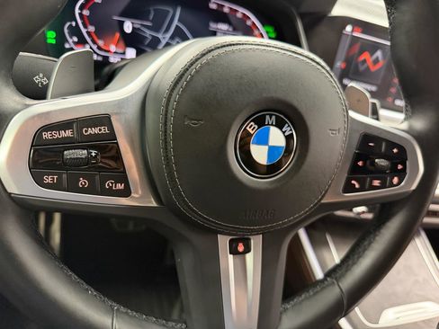 Used 2022 BMW X5 xDrive40i w/ M Sport Package image 18