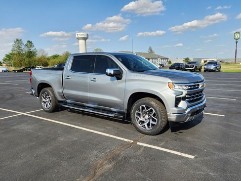 Used 2026 Chevrolet Silverado 1500 LTZ image 9