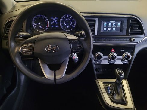 Used 2019 Hyundai Elantra SE w/ Cargo Package FWD image 22