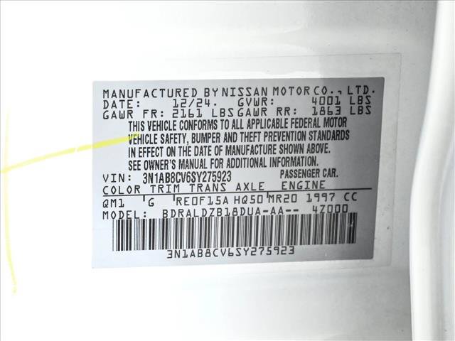 Used 2025 Nissan Sentra SV FWD image 25