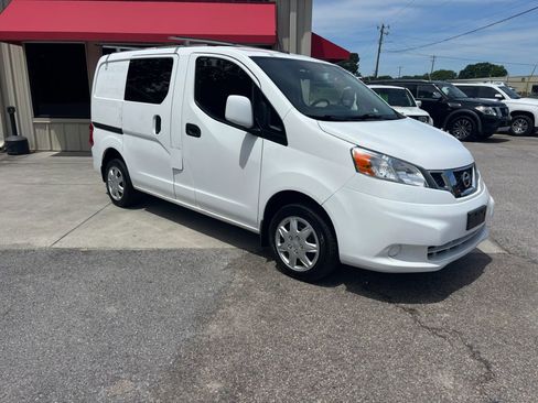 Used 2017 Nissan NV200 SV w/ Technology Package FWD image 5