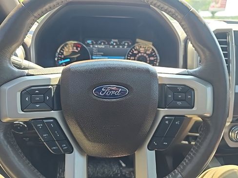 Used 2018 Ford F150 King Ranch w/ Equipment Group 601A Luxury AWD/4WD image 14