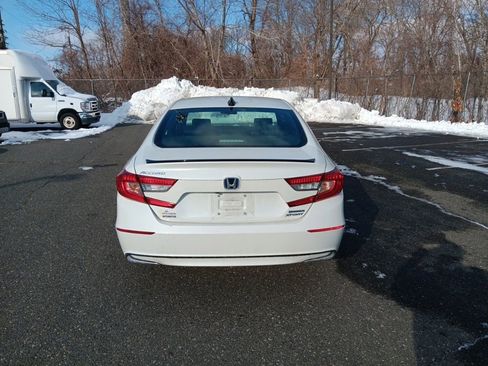 Used 2022 Honda Accord Sport image 4