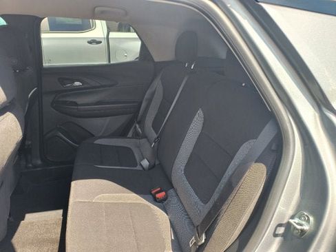 Used 2023 Chevrolet TrailBlazer LT w/ Convenience Package AWD/4WD image 8