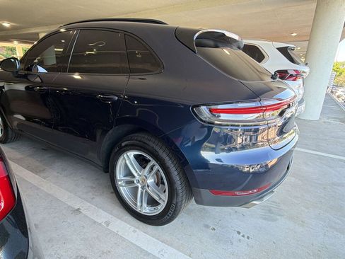 Used 2020 Porsche Macan AWD/4WD image 2