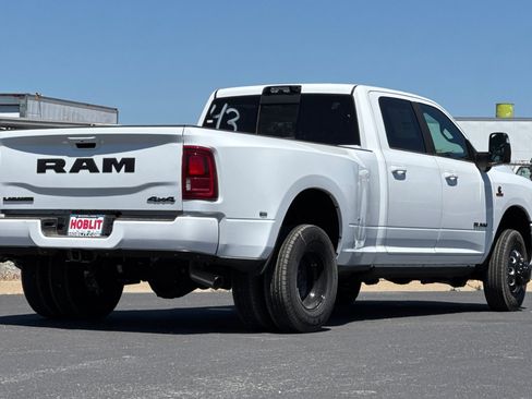 New 2026 RAM 3500 Laramie AWD/4WD image 3