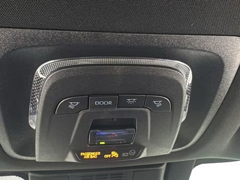 Used 2023 Subaru Solterra AWD image 30