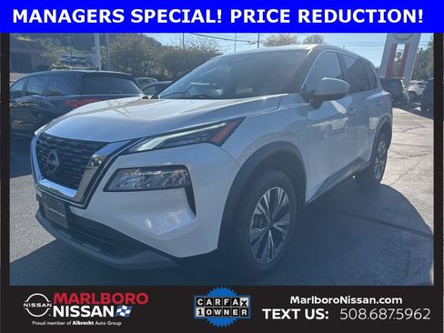 Certified 2023 Nissan Rogue SV image 3