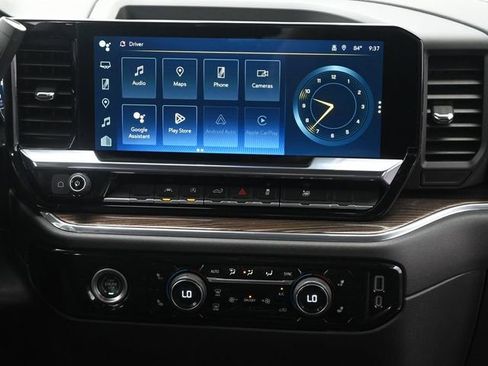 Used 2024 Chevrolet Silverado 1500 LT image 35