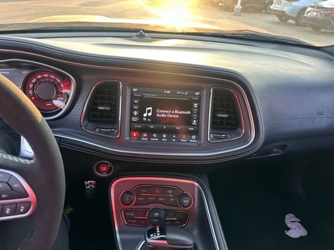 Used 2023 Dodge Challenger SRT Hellcat RWD image 4