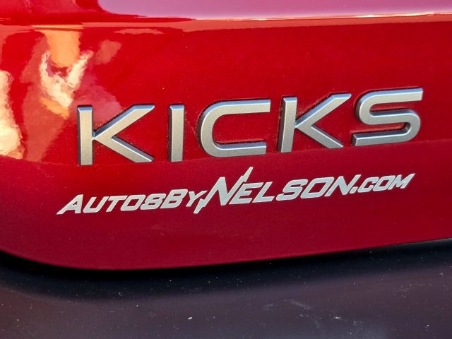Used 2025 Nissan Kicks SV AWD/4WD image 16