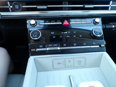 New 2026 Hyundai Santa Fe SE AWD/4WD image 37