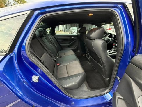 Used 2021 Honda Accord Sport image 13