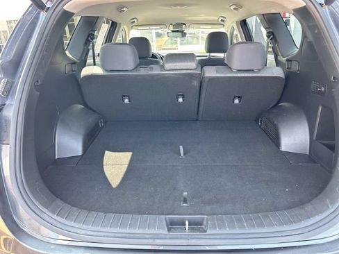 Used 2023 Hyundai Santa Fe SEL FWD image 11