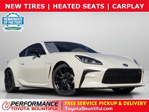 Used 2022 Toyota GR86 Premium RWD image 1