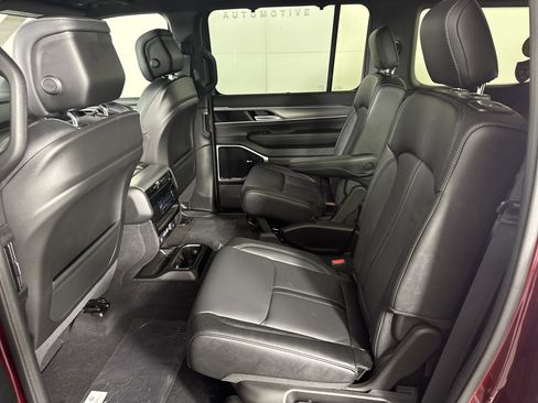 New 2026 Jeep Grand Wagoneer Limited image 14