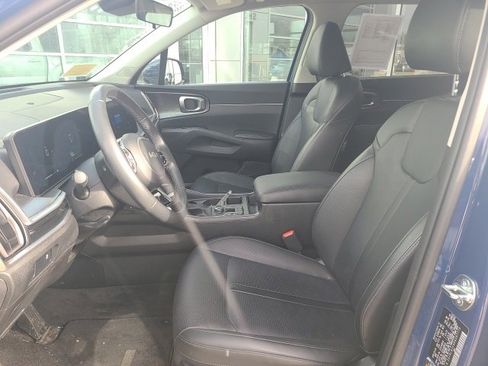 Used 2024 Kia Sorento S w/ Panoramic Sunroof Package image 16