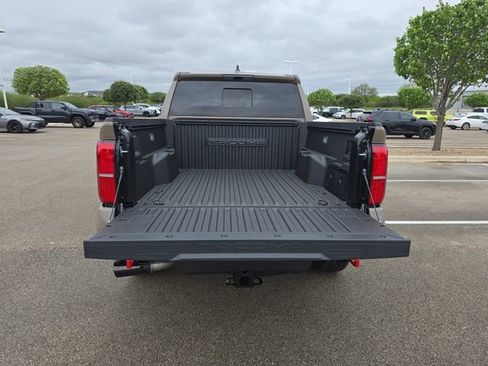 New 2026 Toyota Tacoma TRD Off-Road AWD/4WD image 12