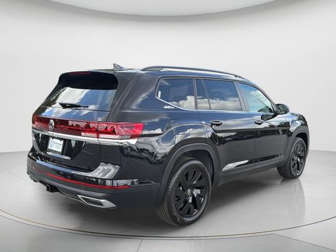 New 2026 Volkswagen Atlas SE FWD image 5