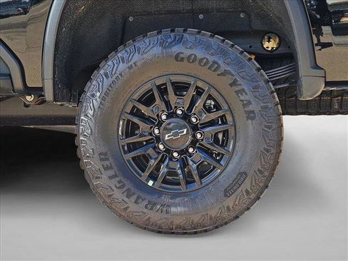 New 2026 Chevrolet Silverado 2500 ZR2 image 10