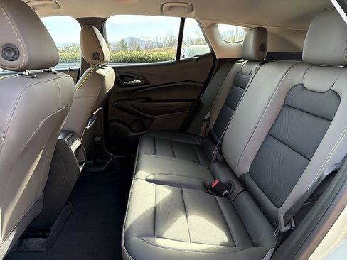 Used 2025 Chevrolet Trax ACTIV w/ Driver Confidence Package image 12