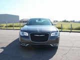 Used 2018 Chrysler 300 Limited image 3