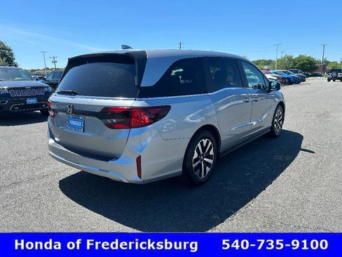 Used 2026 Honda Odyssey EX-L image 6