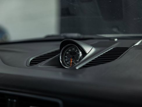 Used 2016 Porsche 911 Carrera GTS image 31