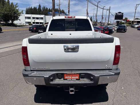 Used 2012 Chevrolet Silverado 2500 LTZ w/ LTZ Plus Package AWD/4WD image 5
