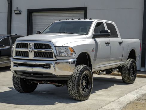 Used 2016 RAM 2500 Tradesman w/ Chrome Appearance Group AWD/4WD image 1