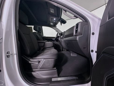 Used 2024 Chevrolet Silverado 1500 LT image 31