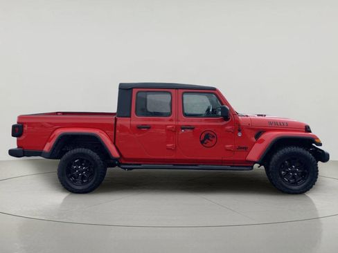 Used 2022 Jeep Gladiator Sport AWD/4WD image 5