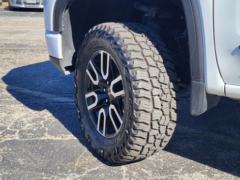 Used 2025 GMC Sierra 1500 AT4 w/ AT4 Premium Package image 35