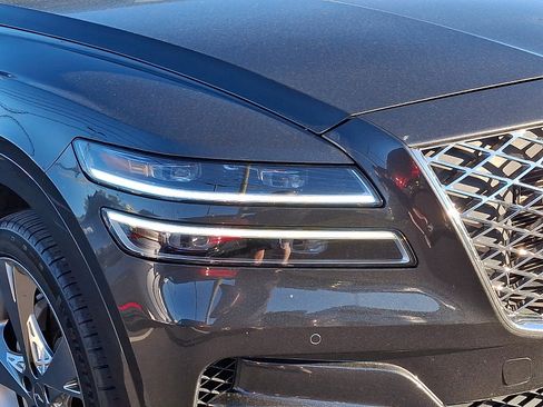 Certified 2024 Genesis GV80 3.5T w/ Prestige Package AWD/4WD image 9