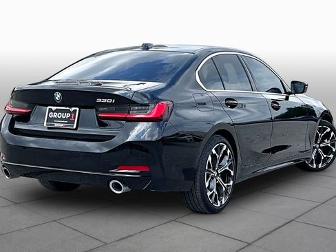 Used 2026 BMW 330i Sedan w/ Premium Package RWD image 12