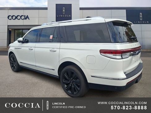 Certified 2023 Lincoln Navigator L Reserve image 6
