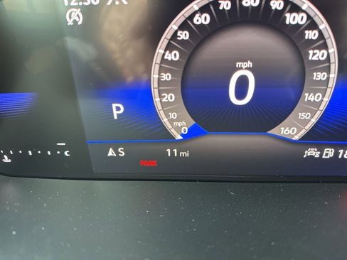 New 2026 Volkswagen Taos SE image 20